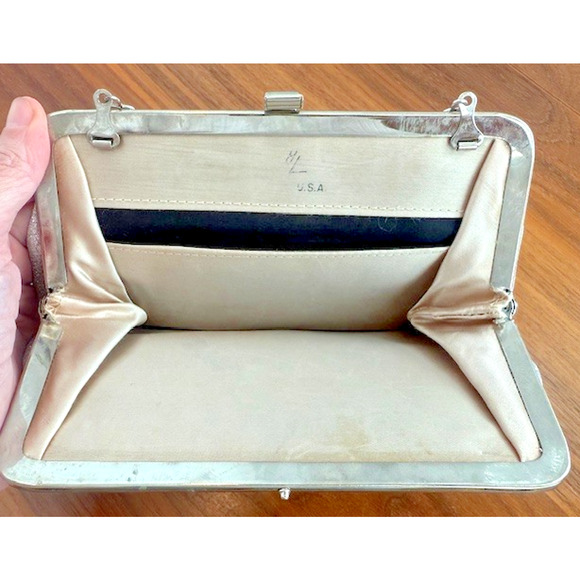 Vintage Harry Levine HL USA Silver Evening Clutch Bag Clasp with Chain 60's - Picture 10 of 14